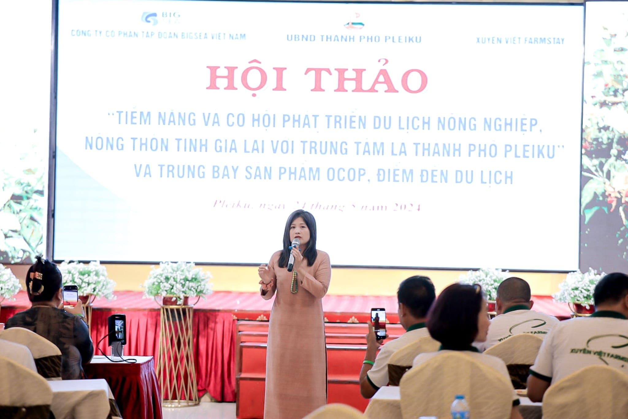Mùa 3 ngày 10