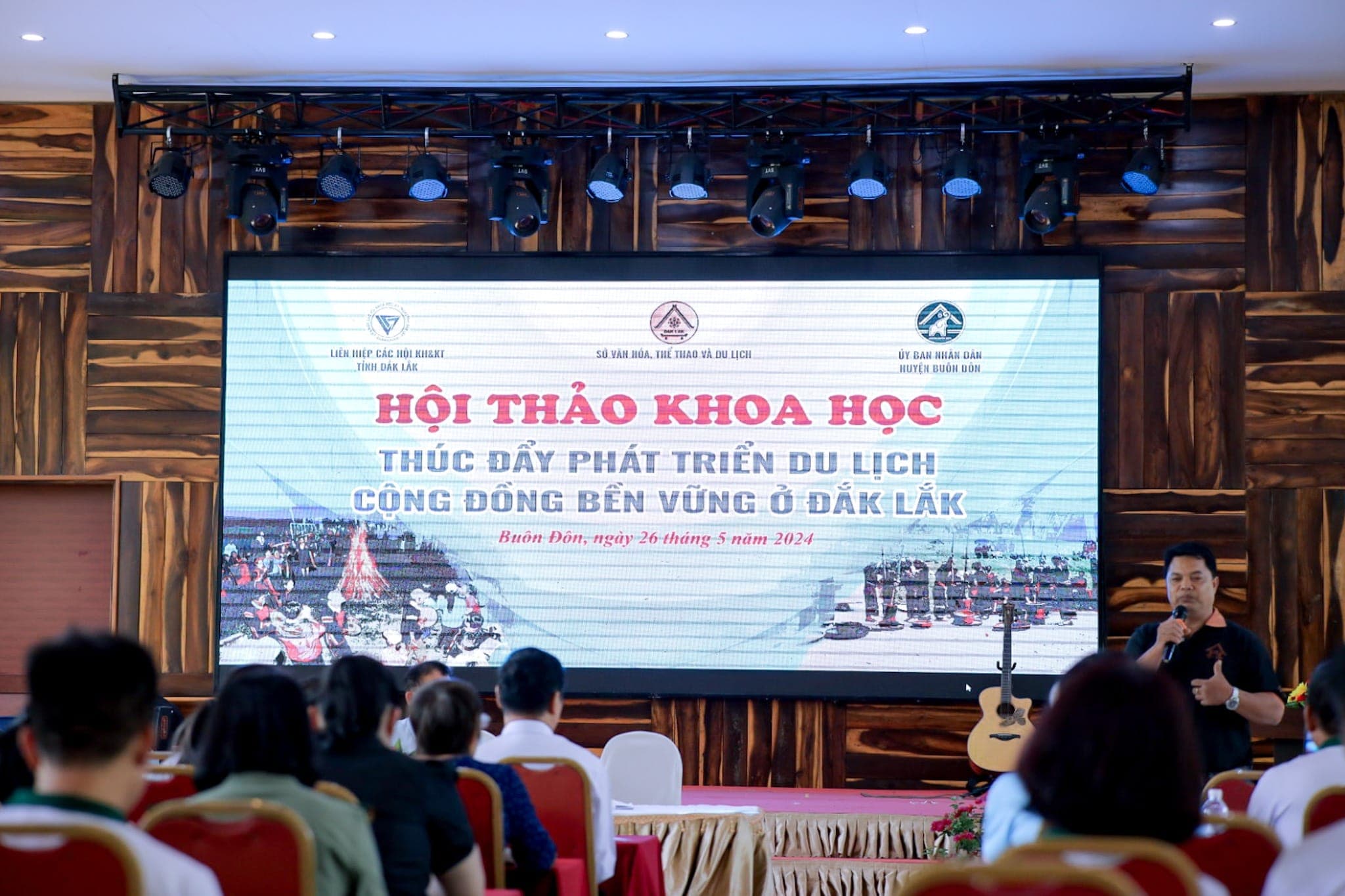hội thảo Thúc đẩy phát triển du lịch cộng đồng bền vững ở Đăk Lăk.