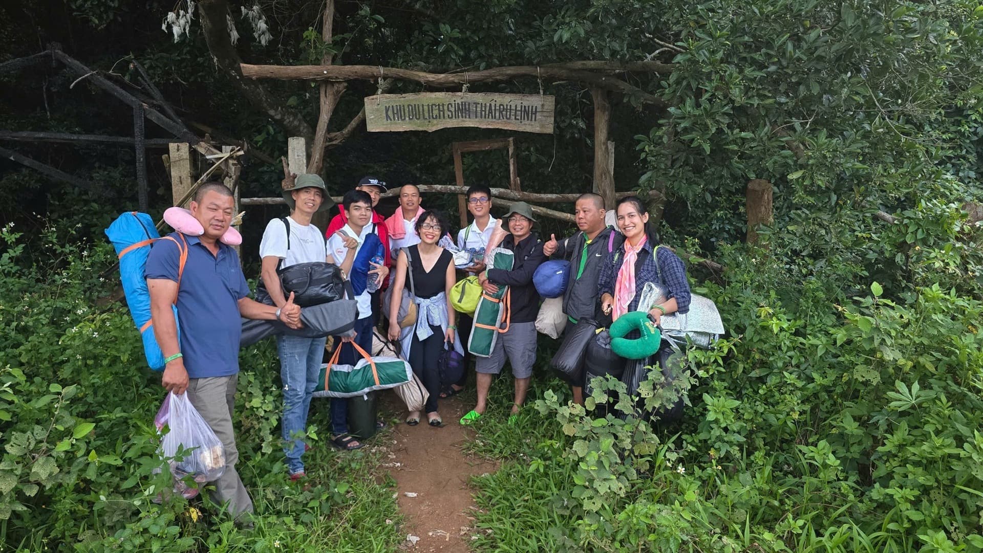 rừng nguyên sinh Rú Lịnh