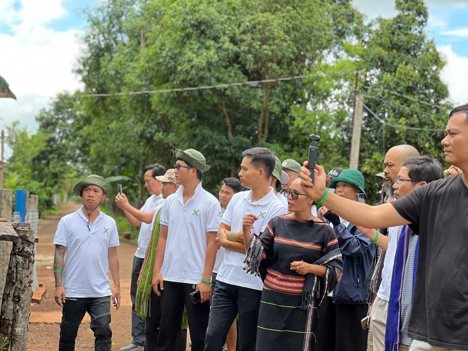 Ảnh Nhà Rông Làng Kép